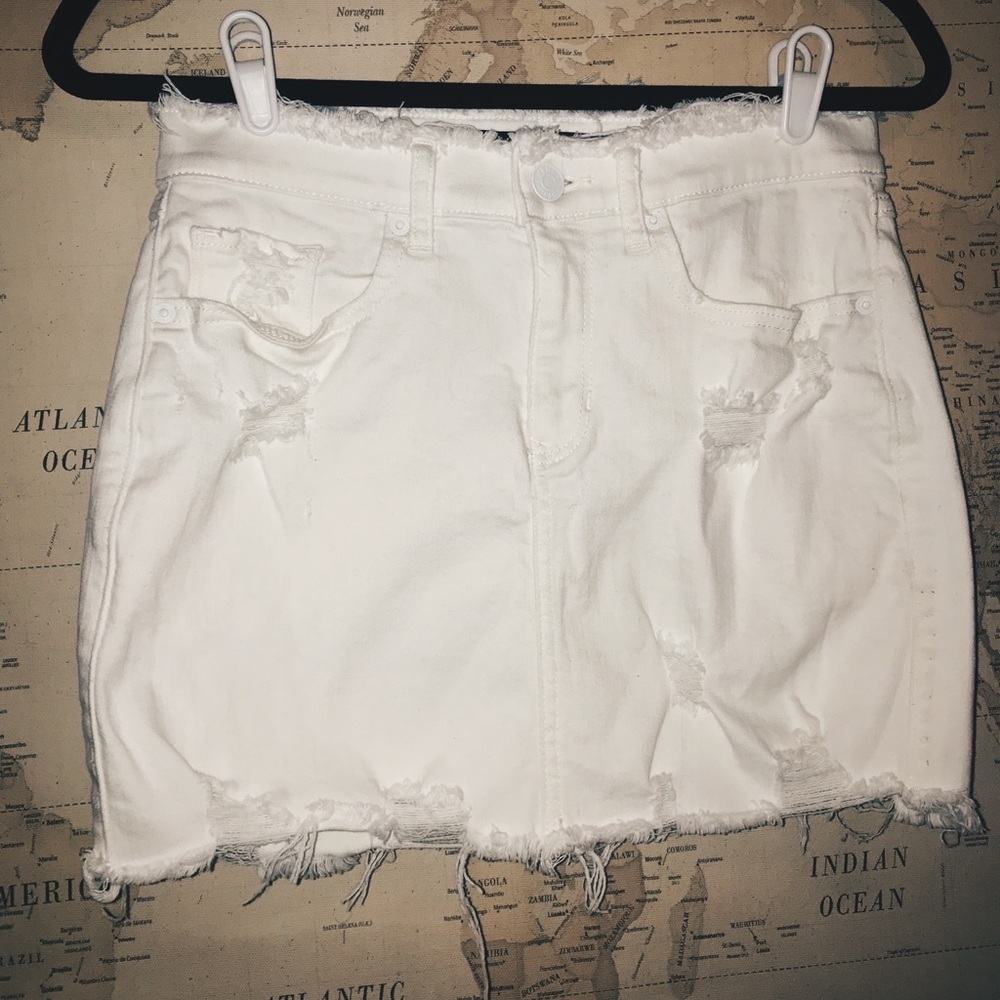 Distressed Raw Waist White Denim Mini Skirt